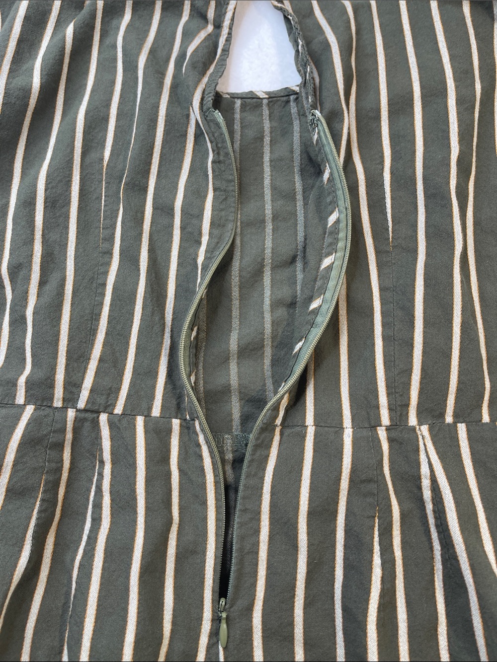 SHE+SKY WOMENS SIZE Large Striped Olive Green Wide-Leg Jumpsuit WOMEN SIZE LARGE - Picture 8 of 9